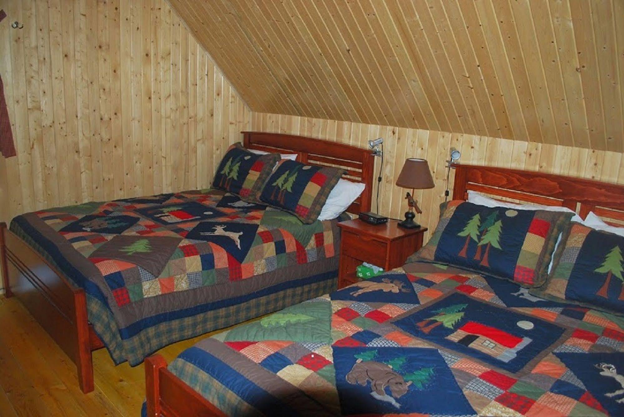Auberge De La Riviere Matapedia - Matapedia River Lodge Routhierville Eksteriør bilde